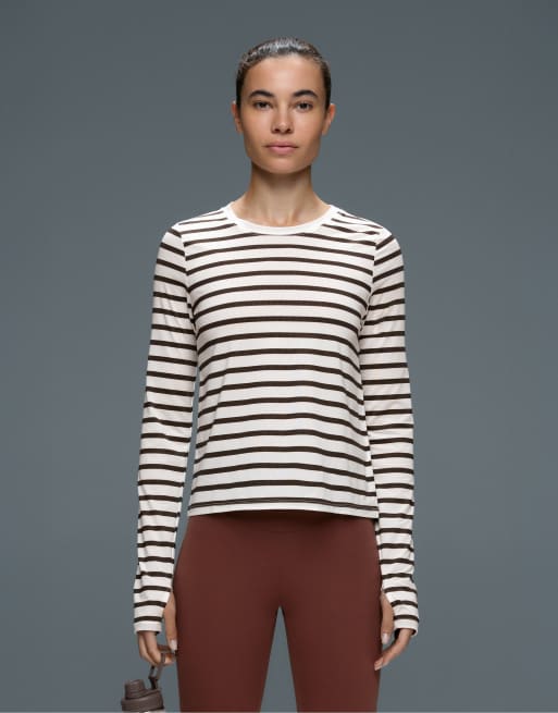 OYSHO stribet langærmet teknisk T-shirt i brun, 3 af 6