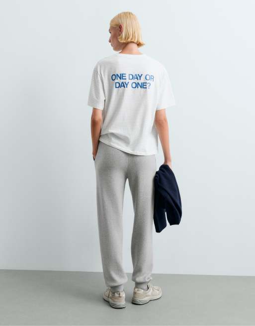OYSHO Strick-Jogger aus Baumwollmix in Hellgrau, 4 von 5