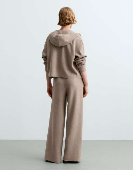 OYSHO Strickhose mit geradem Bein und Lochmuster in Mink, 4 von 6