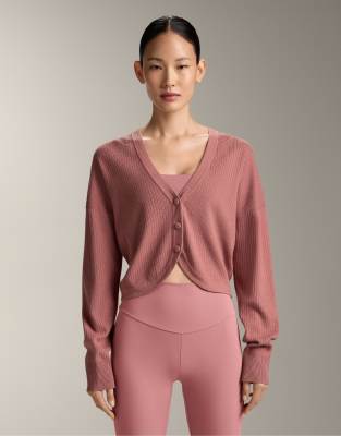 OYSHO - Strickjacke aus Rippstrick in Blassrosa