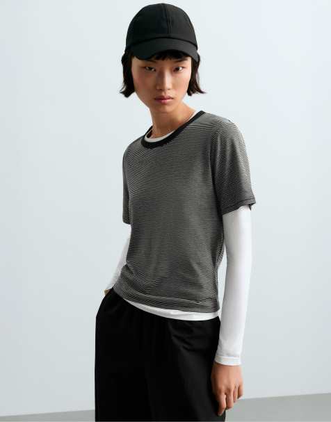 OYSHO Striped short-sleeve t-shirt in black - view 1