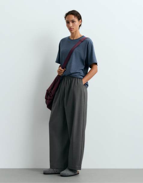 OYSHO Striped short-sleeved t-shirt in navy - view 1