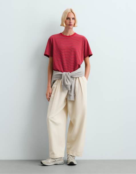 OYSHO Striped short-sleeved t-shirt in red - view 1