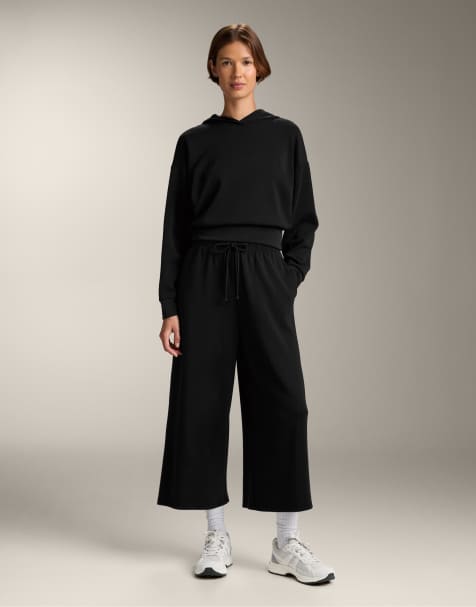 Oysho – Svarta, mjuka, vida byxor i modal med kort design - view 1