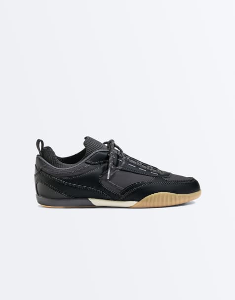 OYSHO – Svarta sneakers i strumpstil - view 1