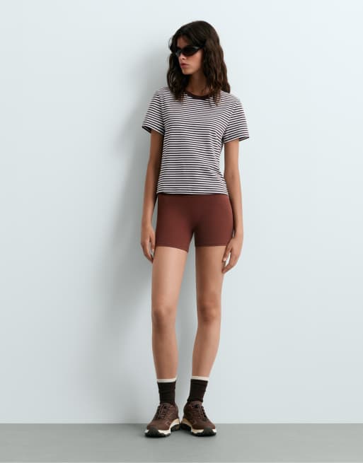 OYSHO T-shirt a maniche corte regular fit a righe in misto cotone marrone chiaro, 2 di 5