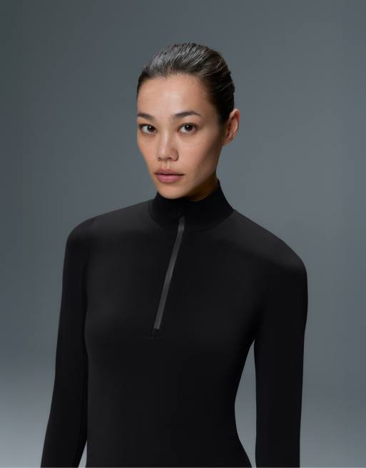 OYSHO - T-shirt base layer nera con zip corta, 3 di 7