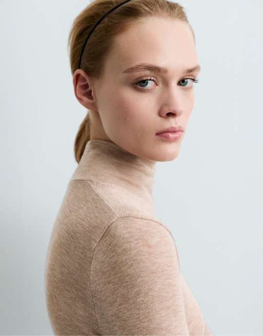OYSHO T-shirt baslager i ribbad mink, 3 av 5