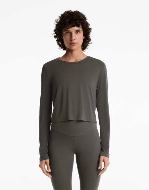 OYSHO - T-Shirt corta con incrocio sul retro in modal color antracite