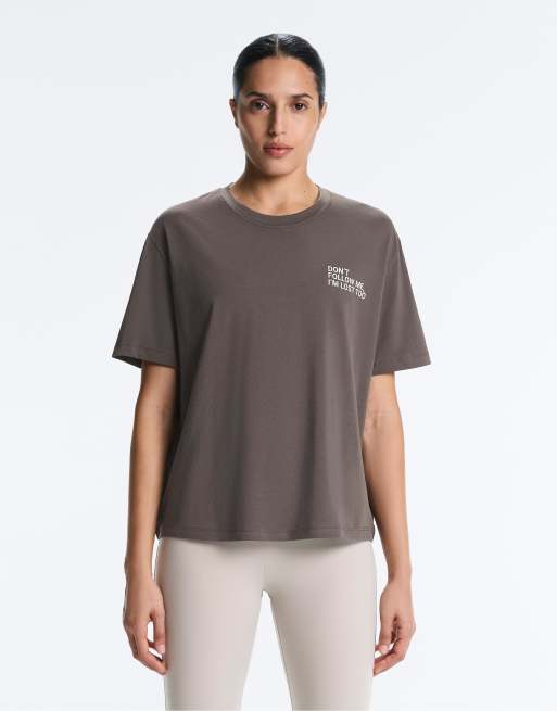 T-shirt Futura brodé Sportswear pour enfant. FR