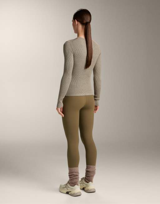 OYSHO - T-shirt de sous-vêtement en maille texturée - Kaki, 4 de 4