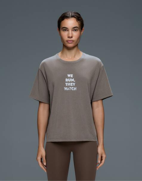 OYSHO T-shirt med korte ærmer med grafisk print i grå - view 1