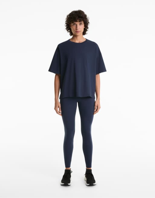 OYSHO - T-shirt squadrata a maniche corte in misto cotone color blu navy