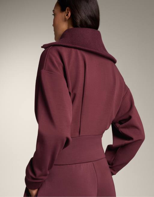 OYSHO – Taillierte Jacke in Rot mit angerautem Modalstoff und Strickkragen, 4 von 4