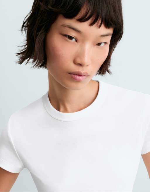 OYSHO – Tailliertes, geripptes T-Shirt aus Baumwollmix in Weiß, 3 von 6