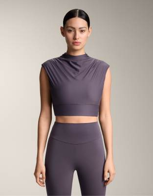 OYSHO - Tanktop aus Comfortlux-Material in dunkler Aubergine mit drapiertem Ausschnitt-Lila