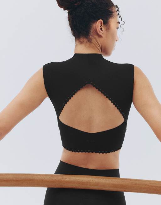OYSHO Tanktop mit Wellen-Detail in Schwarz, 6 von 7