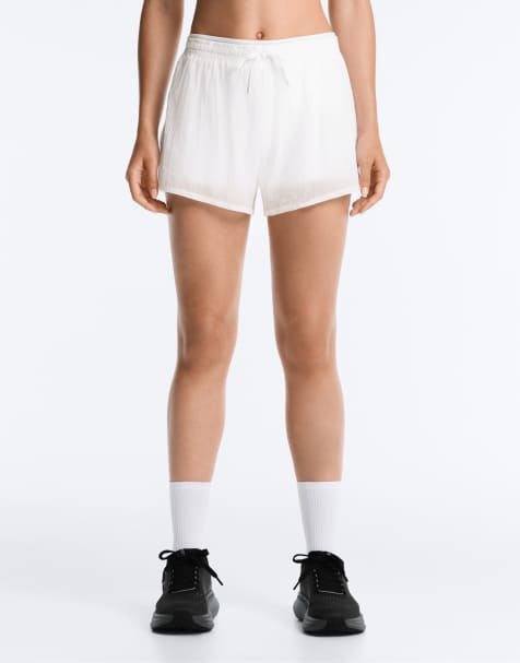 OYSHO Technical mid rise 2-in-1 check shorts in off-white - view 1