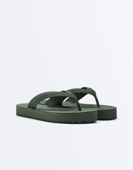 OYSHO Textured platform beach sandal in khaki, 3 of 6