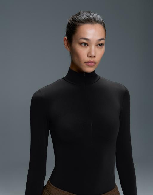 OYSHO Thermal base layer half-zip body in black, 3 of 6