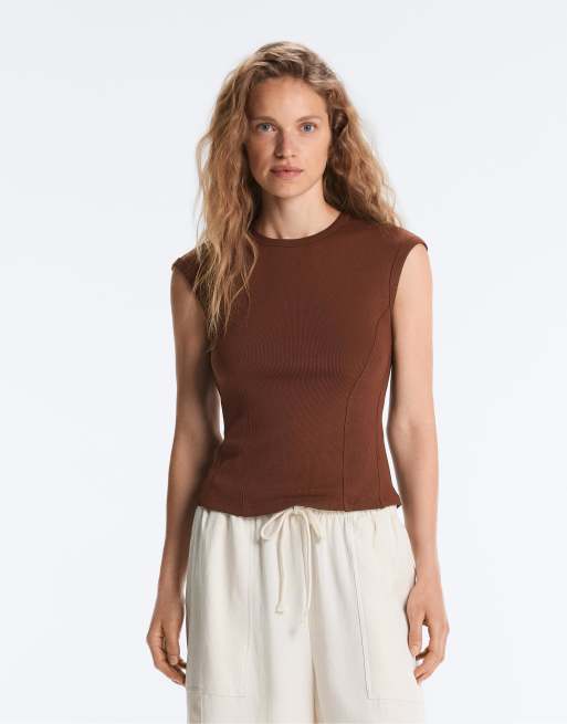 OYSHO - Top a coste a maniche corte in misto cotone e modal color caffè a coste