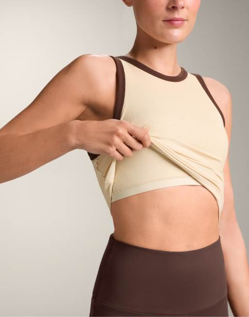 OYSHO - Top senza maniche lungo in misto modal a coste color vaniglia, 2 di 4