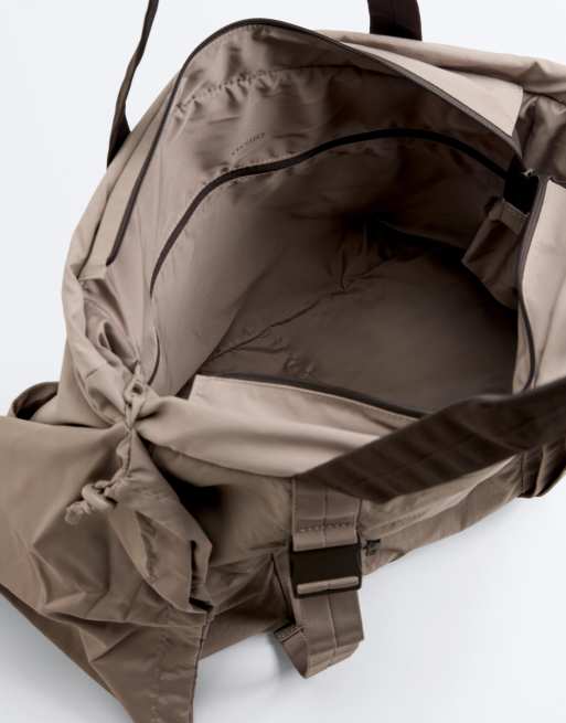 OYSHO – Tragetasche in Nerzbraun mit verstellbarem Riemen, 3 von 4