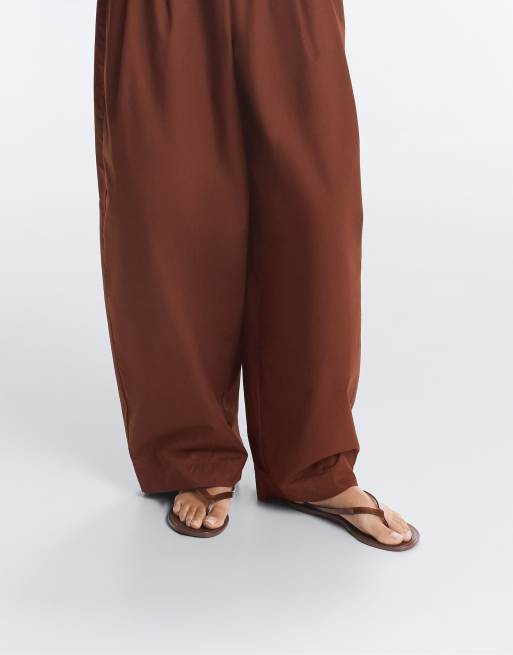 OYSHO transparente Beachwear-Zehentrenner in Braun, 5 von 7