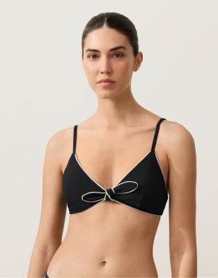 OYSHO - Triangel-Bikinioberteil in Schwarz mit Schleifendesign