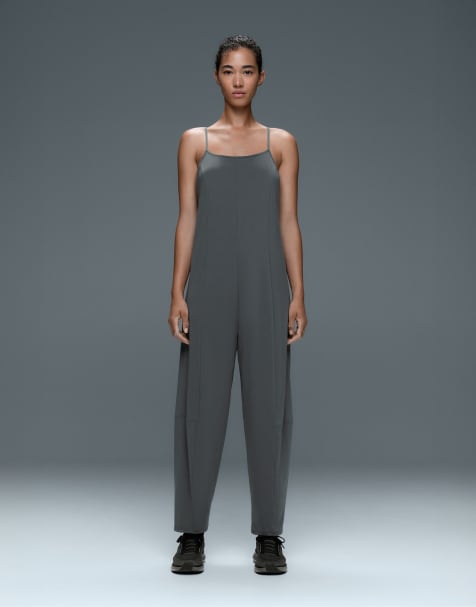 OYSHO - Tuta jumpsuit lunga ampia grigia leggera al tatto - view 1