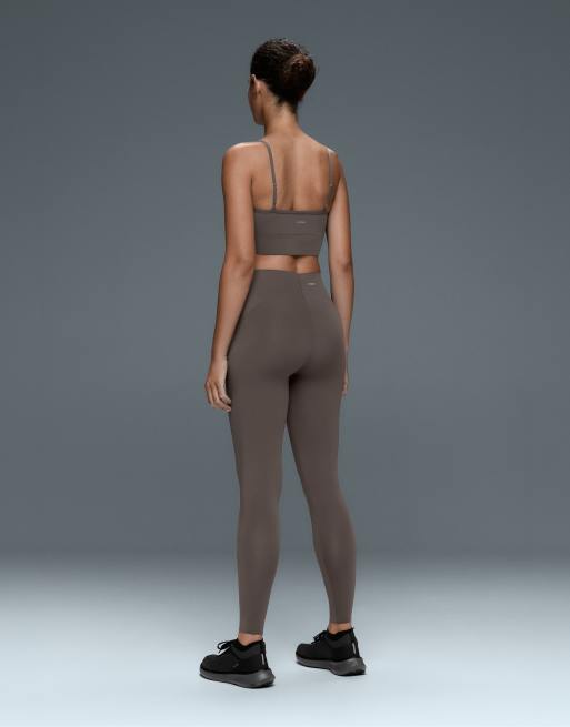 OYSHO V-cut light-touch 65cm ankle-length leggings in brown-khaki, 4 of 5