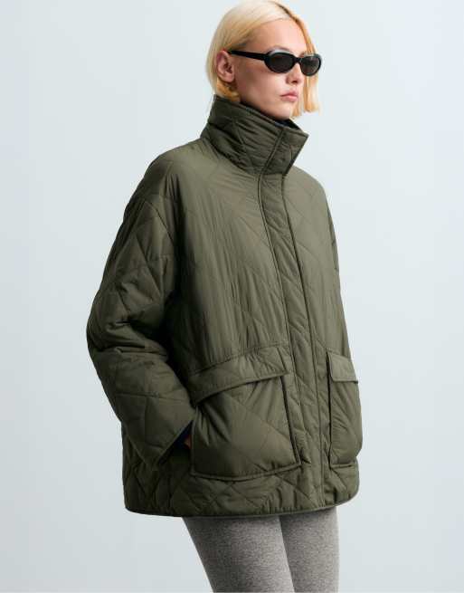 OYSHO veste matelassée à losanges rembourrée en khaki, 2 de 5