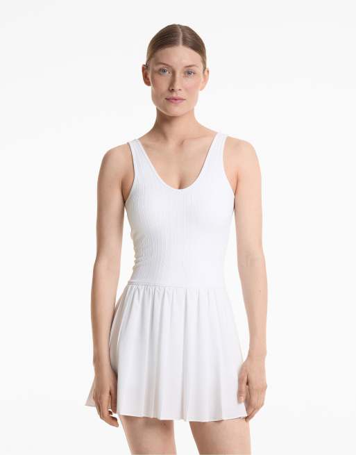 Oysho - Vestito corto a pieghe color bianco sporco