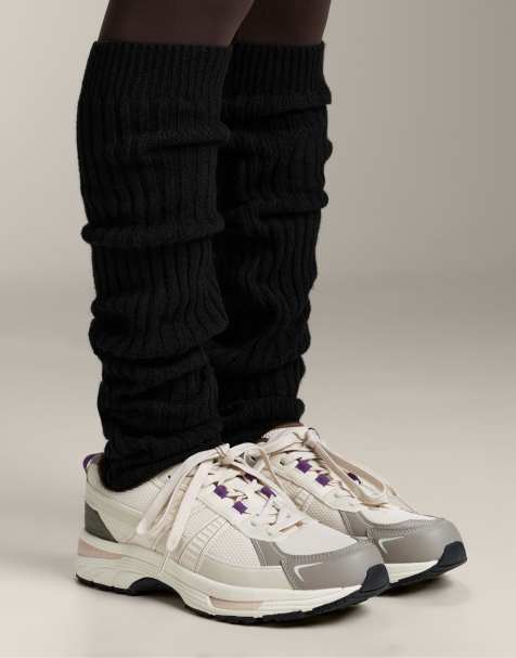 OYSHO Viscose blend legwarmers in black - view 1