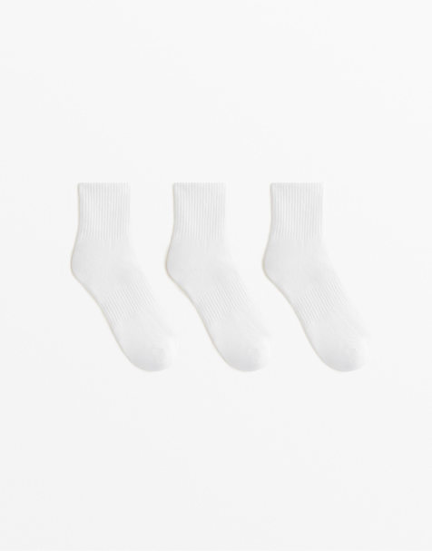 Oysho – Vita, halvhöga sportstrumpor i bomullsmix, 3-pack - view 1