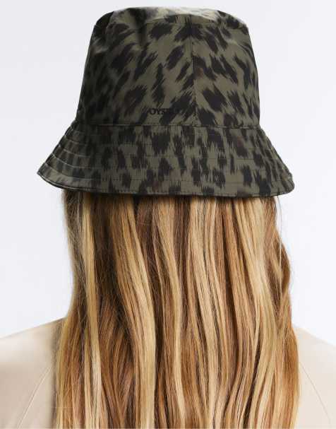 OYSHO Waterproof 10k leopard jacquard print hat in black - view 1