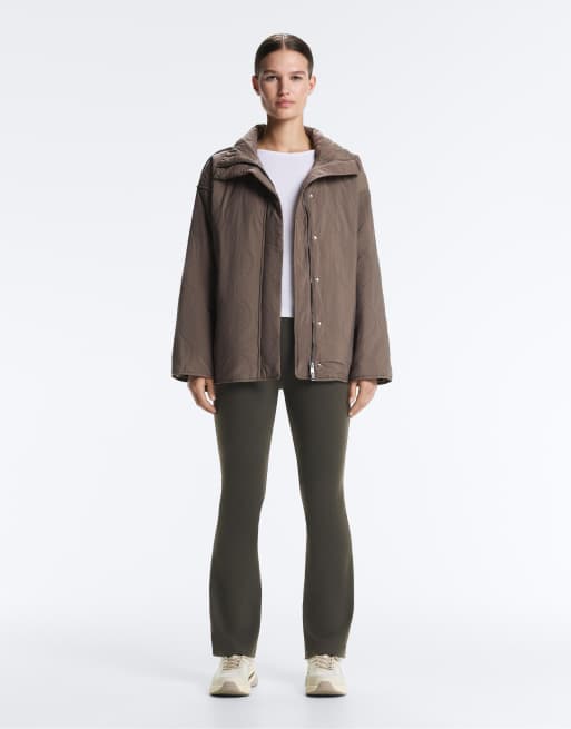 OYSHO Waterrepellent fellex® aerogel padded jacket in brown, 2 of 4