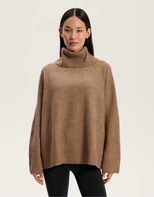 OYSHO - Weicher Oversize-Strickpullover in meliertem Hellbraun mit Polokragen-Brown