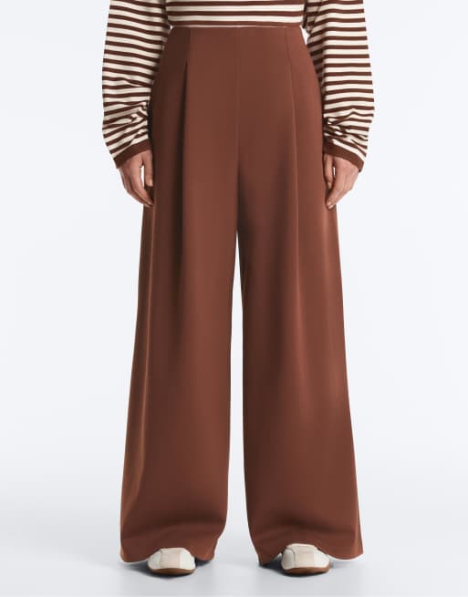 OYSHO – Weit geschnittene Pikee-Hose in Kaffeebraun mit hohem Bund, 2 von 4
