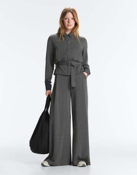 OYSHO – Weite Hose in Dunkelgrau aus weichem Modal mit seitlicher Bundfalte - view 1