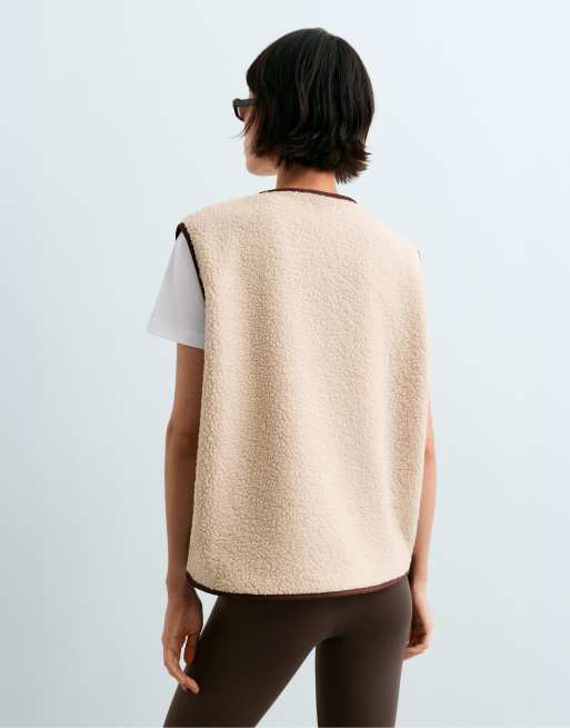 OYSHO Weste mit Knöpfen in Cremeweiß in Faux-Shearling-Optik, 3 von 4