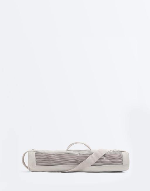 OYSHO Yoga mat bag in mink, 2 of 6