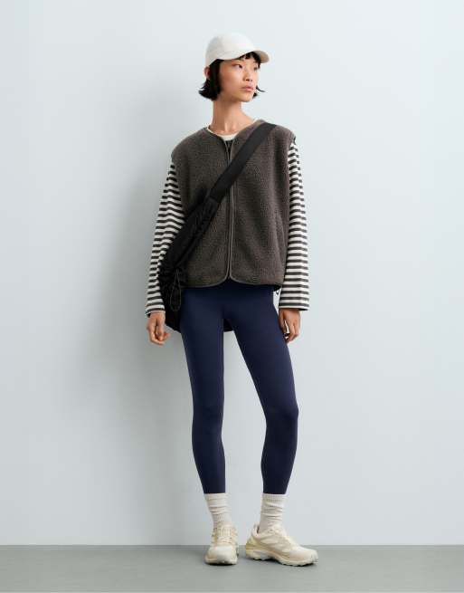 OYSHO Zip-up faux-shearling gilet in coal, 2 of 4