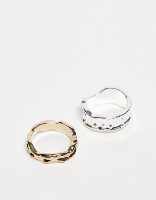 Pack de 2 anillos de color plateado y dorado con diseño texturizado de Topshop
