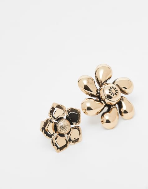 Pack de 2 anillos dorado cepillado con diseño floral extragrande de Reclaimed Vintage - view 1