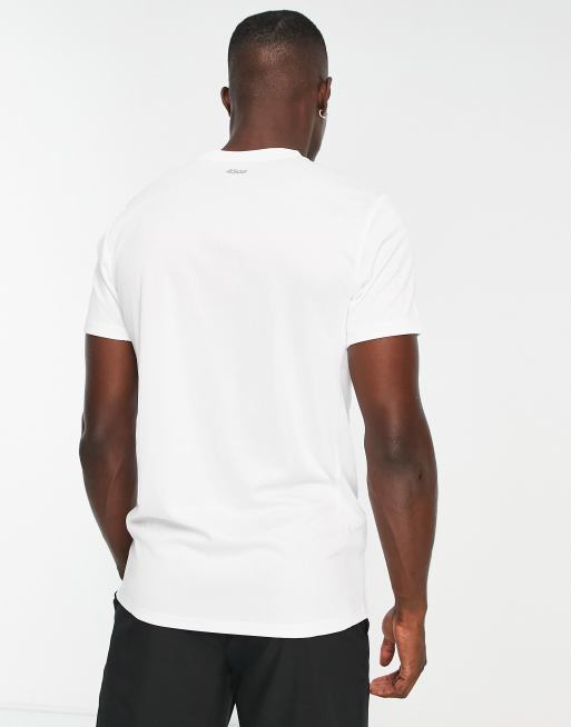 Pack de 2 camisetas deportivas de color blanco y negro con logo de tejido de secado r pido Icon de ASOS 4505