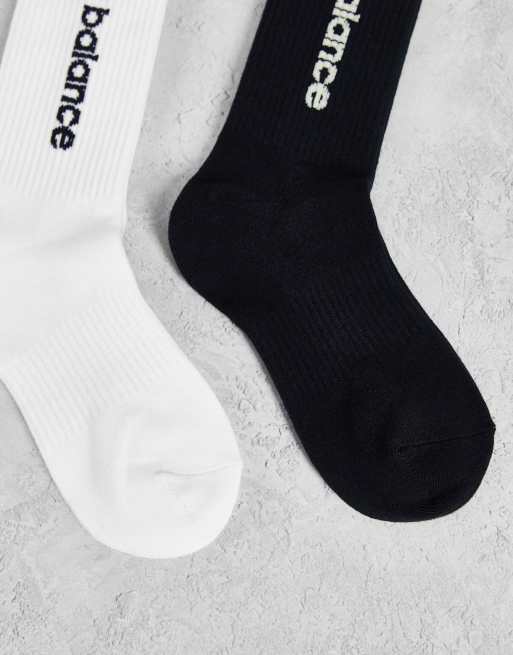 Pack de 2 pares de calcetines de color negro y blanco hueso Elevate Yourself de New Balance, 2 de 4