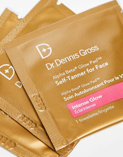 Pack de 20 toallitas autobronceadores faciales Alpha Beta Glow Pad Intense Glow de Dr Dennis Gross, 3 de 4