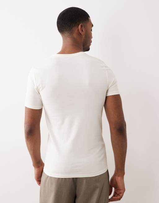 Pack de 2 camisetas color crema básicas ajustadas de ASOS DESIGN, 5 de 5