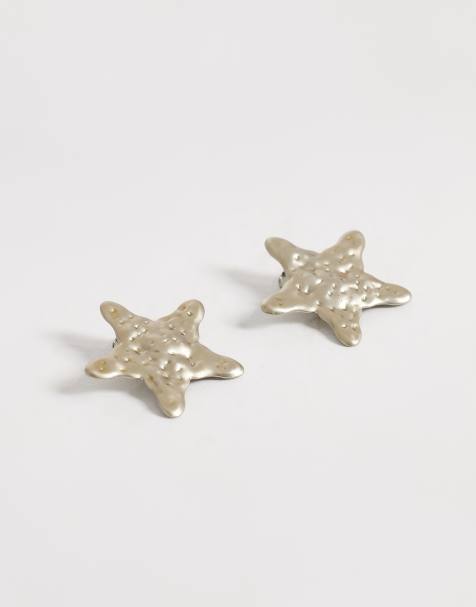 Pack de 2 horquillas para el cabello plateadas con forma de estrella de DesignB London - view 1